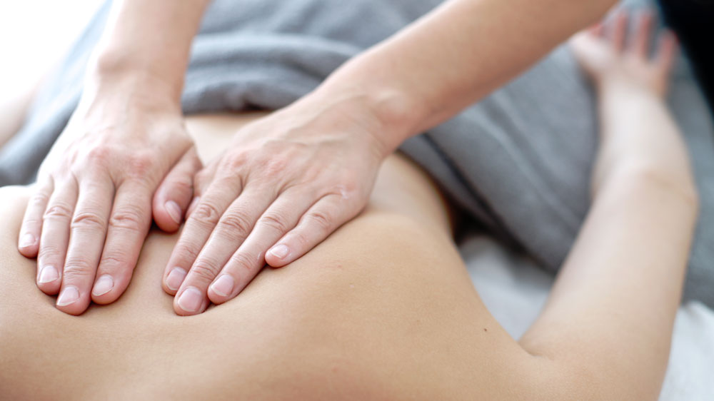 Le massage Lomi Lomi : Tout ce que vous devez savoir à ce sujet